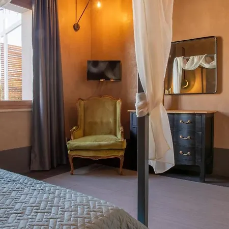Aqua Venere Pool &