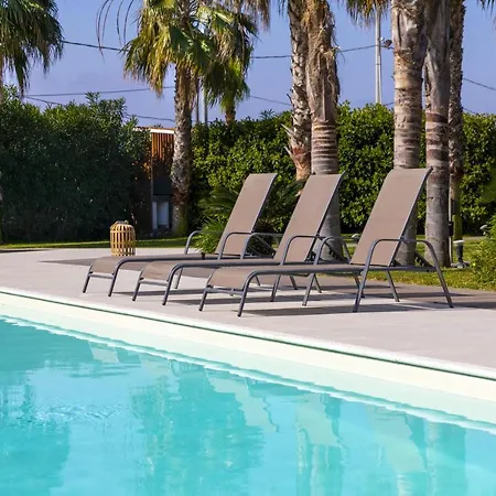 Aqua Venere Pool & Marsala