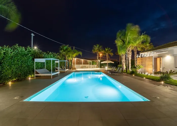 Aqua Venere Pool & 4* מרסאלה
