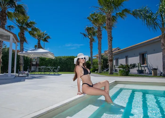 לינה וארוחת בוקר Aqua Venere Pool &